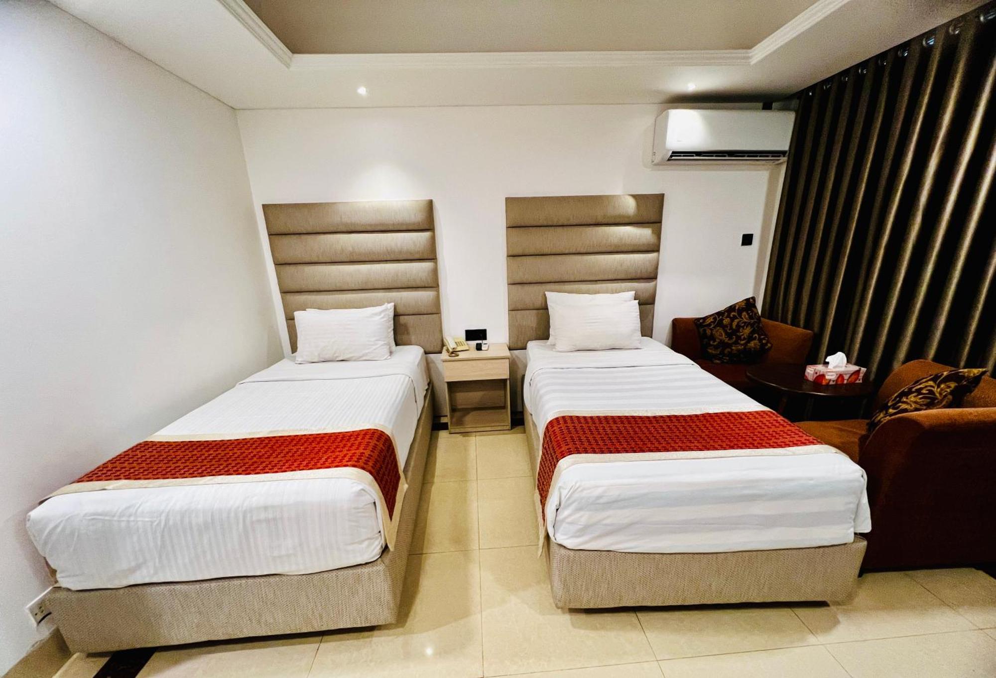 Marino Hotel - Best Near Airport داكا المظهر الخارجي الصورة
