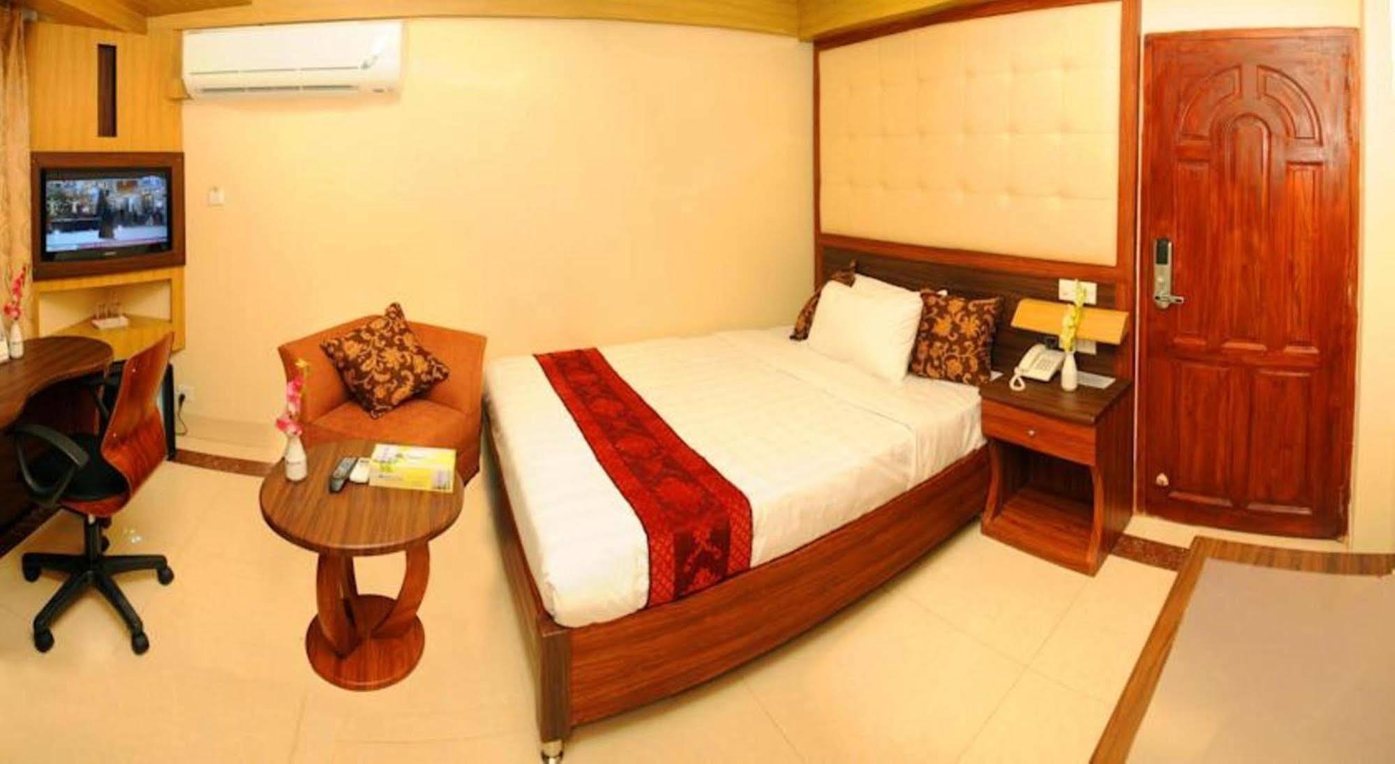 Marino Hotel - Best Near Airport داكا المظهر الخارجي الصورة